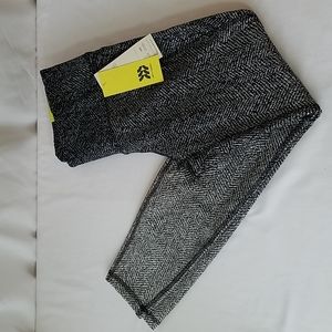 All in Motion High-Waisted Jacquard Activewear Leggings Black Ombre Size Medium